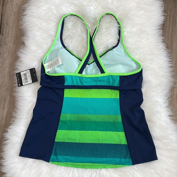 NEW Nike Swim Tank Top Size Large - Picture 2 of 9